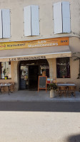 Cafe des Marronniers outside