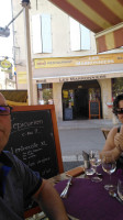 Cafe des Marronniers drink