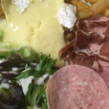 Le Saint Gillois food