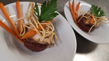 Logis Hôtel Il était Une Fois. Rest. Au Cul De Poule Bebida