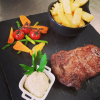 Logis Hôtel Il était Une Fois. Rest. Au Cul De Poule food