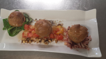 Logis Hôtel Il était Une Fois. Rest. Au Cul De Poule Comida