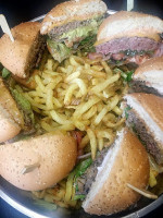 Le Bistrot Burger food