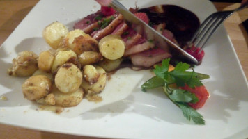Petit Ours food