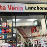 Pizza Pizza's Exterior