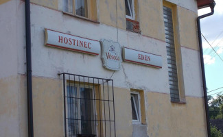 Hospoda V Edenu Extérieur