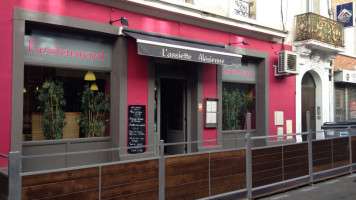 L'Assiette Alésienne outside