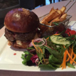 Les Bartavelles HÔtel, Restaurant Et food