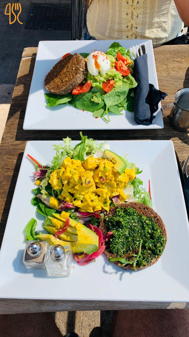restaurant image