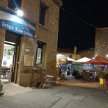 Le Temps D'Une Pause Exterior