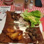 Les Tables De La Gare Nourriture