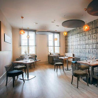 Le Lièvre Gourmand inside