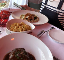 Hôtel Barrière Le Majestic food