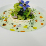 Une Table à Deux Bebida