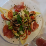 La Petite Auberge food