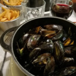 Leon De Bruxelles food