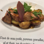 Le Comptoir Des Voyageurs food