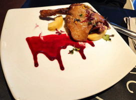 Le Clos de Bourgogne food