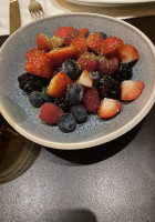 Maison Noura food