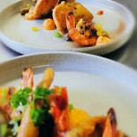 La Table De Saint Lys