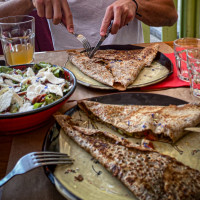 Le Coquelicot food