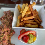 Les Étangs De L'abbaye Nourriture