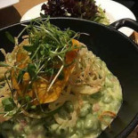 Les Dauphins Nourriture