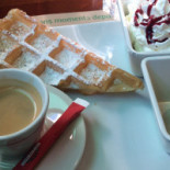 Leon De Bruxelles food