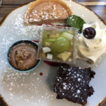 La Terrasse Du Héron food