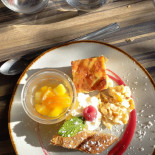 La Terrasse Du Héron food