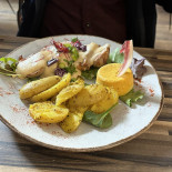 La Terrasse Du Héron food