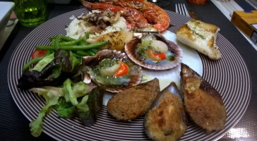 Le Lagon Bleu food