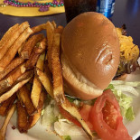 Le Grillon Nourriture