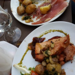 La Cave A Cochon Comida