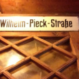 Pizza Les Deux Frères inside