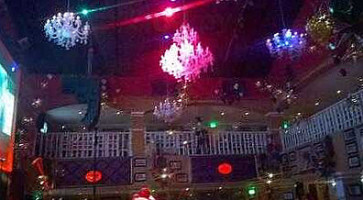 La Sarbacane inside