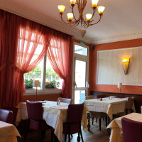 Aux Ajoncs D Or À l'intérieur