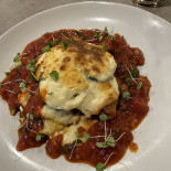 Le Gamin De Poissy food