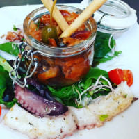 Igloo de Sallen Food