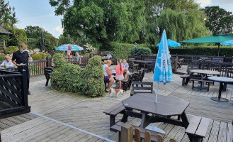 The Rising Sun Extérieur