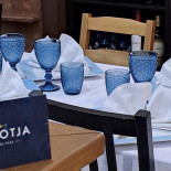 Peixateria La Llotja À l'intérieur