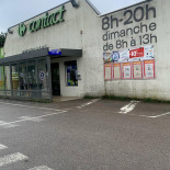 Carrefour Contact Extérieur