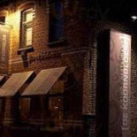 Pizz'o Quesnoy inside