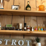 L'annexe À l'intérieur