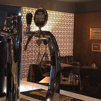 La Pataterie inside