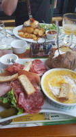 La Pataterie food