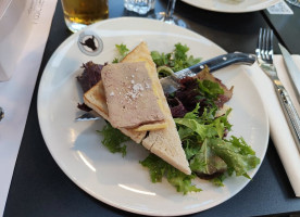 Assiette Au Boeuf food
