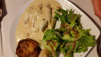 Le Poteau Vert food