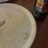 La Table De La Fontaine food