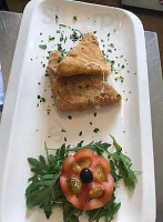 L'Accolade food